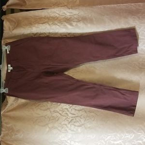 Good Threads  Athletic size 30W X 28L